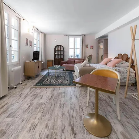 Apartment Aristide Briand - En Centre *