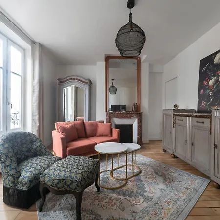 Apartment Aristide Briand - En Centre *