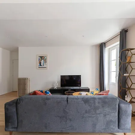 Apartment Aristide Briand - En Centre *