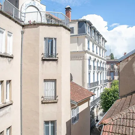 Aristide Briand - En Centre Apartment